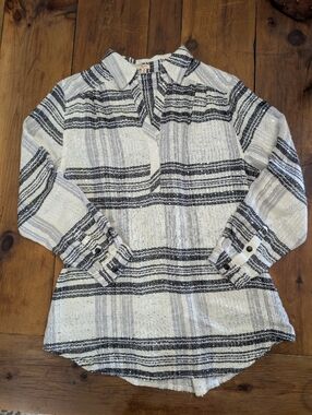 Reba Black & Cream Striped Collared Pullover Tunic Medium